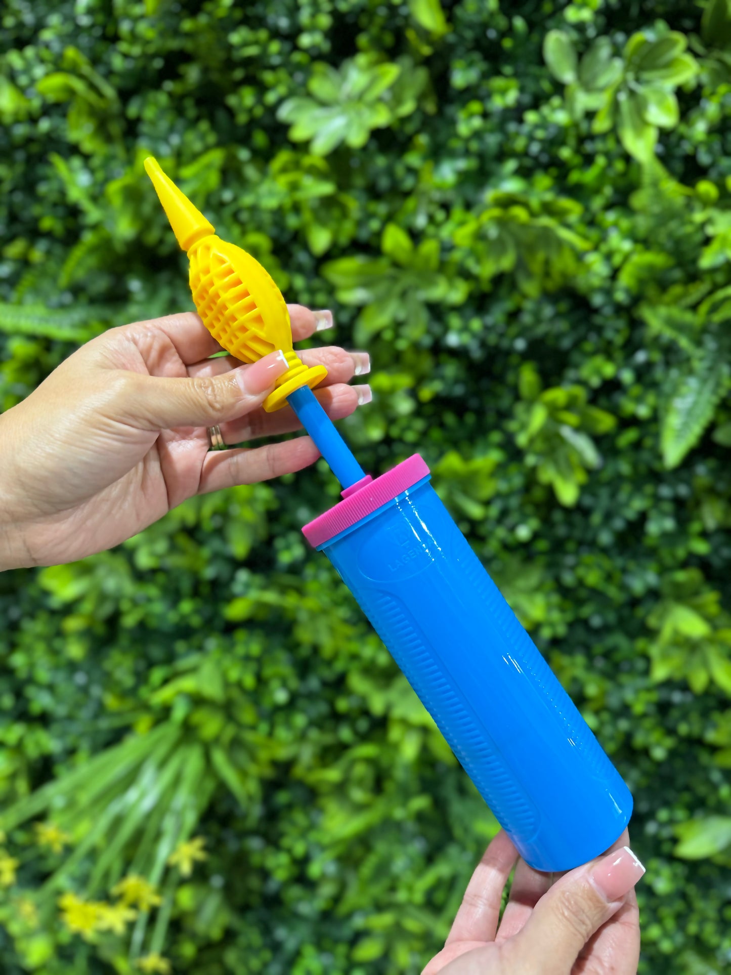 B122 Hand Pump (Blue & Yellow)